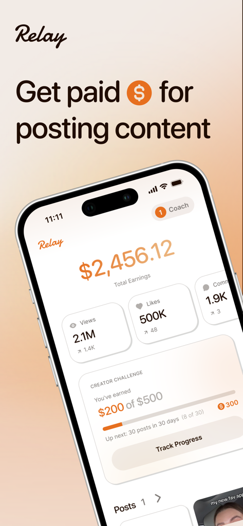 Relay - Get paid to post - Relayアプリのダッシュボードをスマートフォンに表示し、クリエイターの収益と、視聴数やいいね数などのソーシャルメディアエンゲージメント統計を示しています