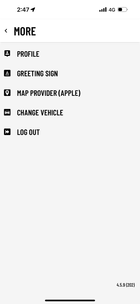Schermata delle impostazioni dell'app DriverAnywhere che mostra le opzioni del profilo, del cartello di benvenuto e del veicolo