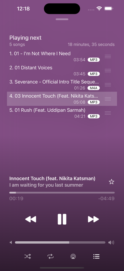 Music Folders - Pantalla de reproducción de Carpetas de Música mostrando la cola de reproducción y los controles de la canción