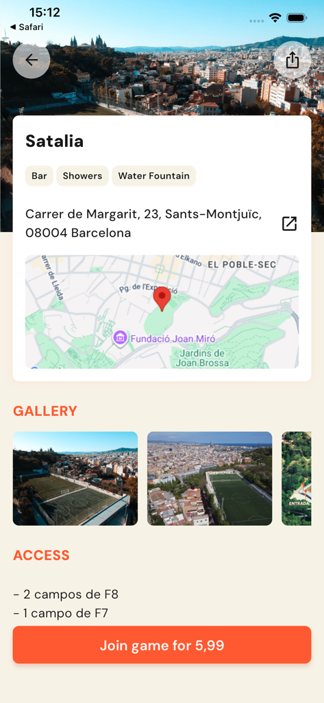 Vaya! - Mobile app interface showing details for a football pitch in Barcelona with a button to join a game