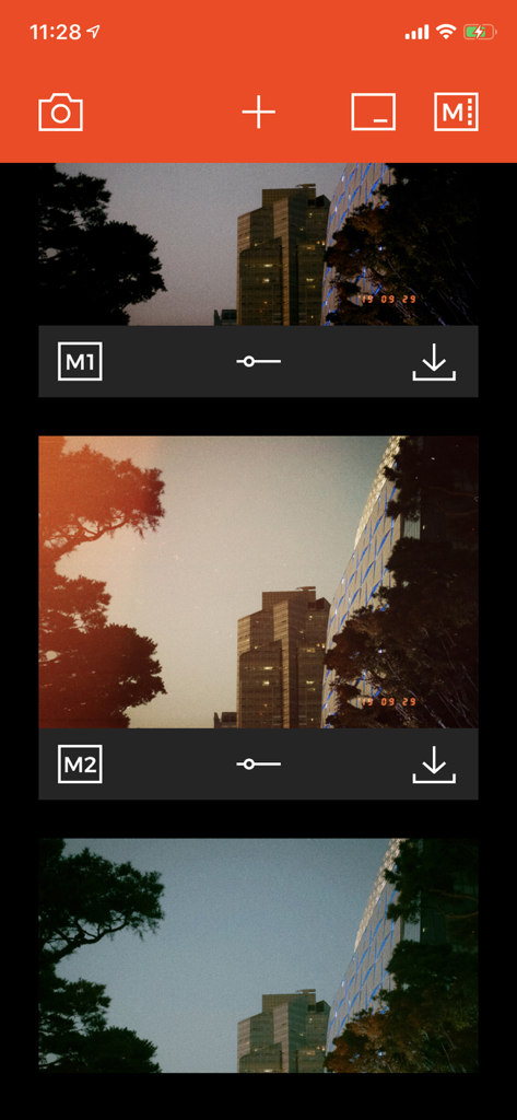 Filmlike Camera - 레트로 필름 필터와 빈티지 날짜 스탬프가 있는 도시 사진을 표시하는 Filmlike Camera 앱 인터페이스