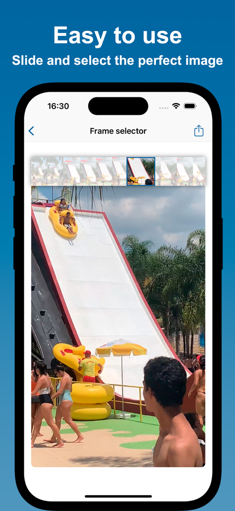 Video to Photoアプリのインターフェース。ウォータースライドの動画と共にフレーム選択ツールが表示されています。