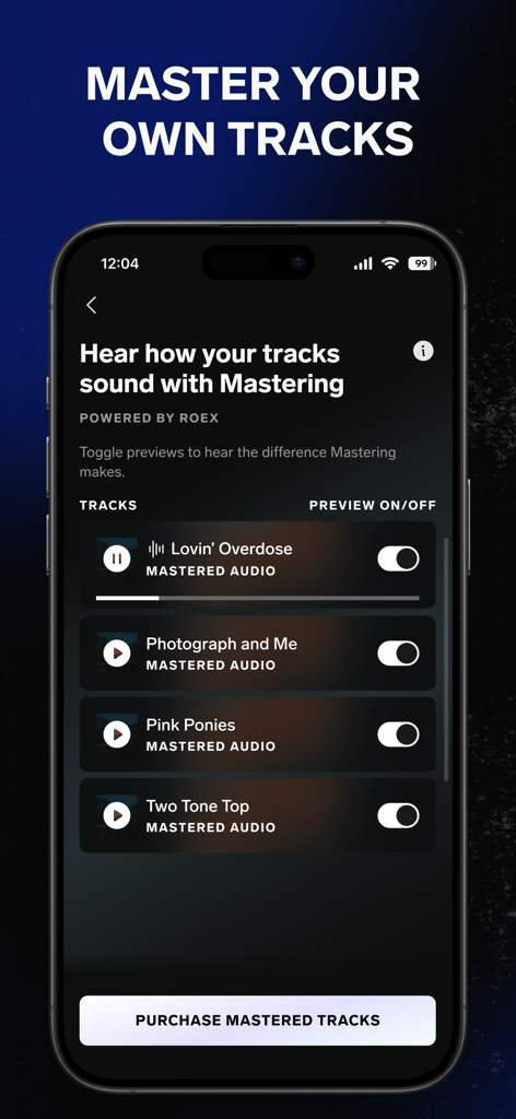 UnitedMasters: Release Music - Écran de smartphone de l'application UnitedMasters montrant l'interface de mastering musical avec une liste de pistes et des interrupteurs de prévisualisation.