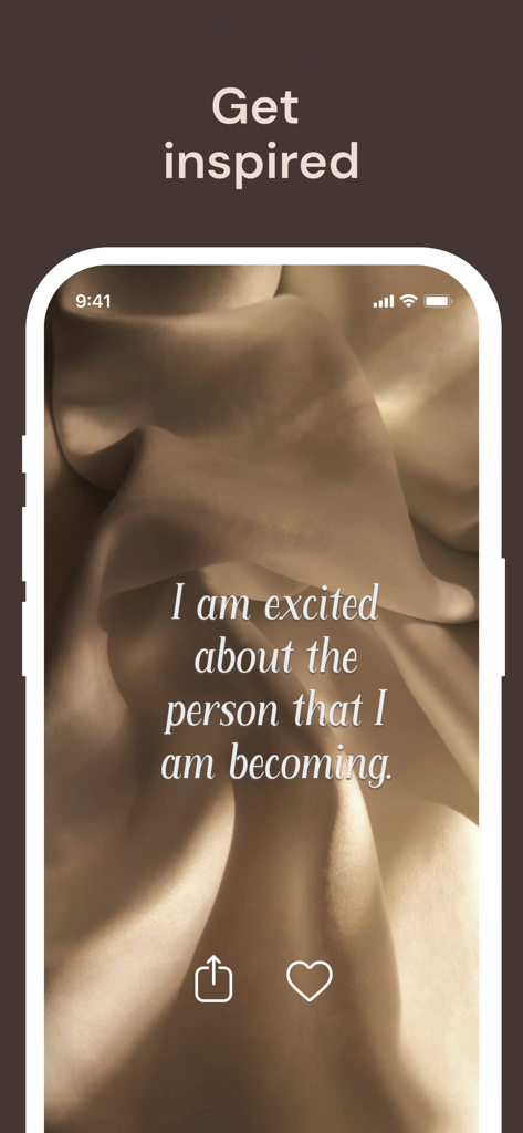 I am - Daily Affirmations - Schermata dello smartphone che mostra un'affermazione positiva sulla crescita personale su uno sfondo di tessuto di seta.