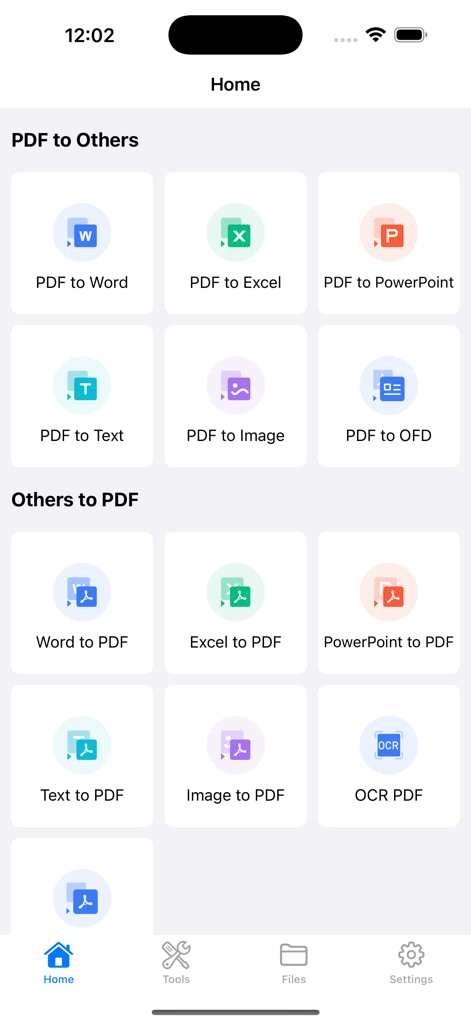 Interface de l'application de conversion PDF avec des options pour convertir des fichiers entre PDF, Word, Excel et PowerPoint