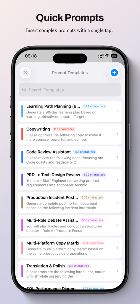 OneChats AI - La interfaz de One Chats AI muestra una lista de plantillas de indicaciones profesionales, incluyendo asistentes de revisión de código y redacción publicitaria.