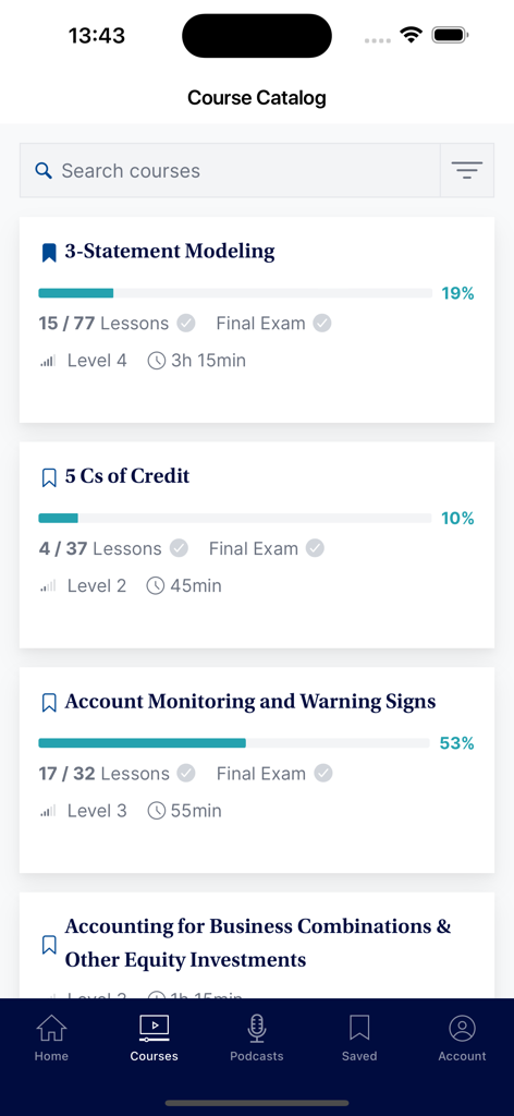 CFI: Real-World Finance - Der CFI App-Kurskatalog-Bildschirm zeigt Finanzmodule wie 3-Statement-Modellierung und 5 Cs of Credit mit Fortschrittsverfolgung.