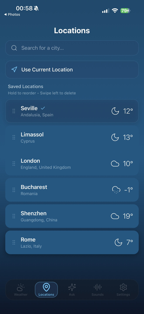 Weather & Chill - Lista de ciudades guardadas que muestran iconos meteorológicos y temperaturas en la aplicación Weather and Chill.