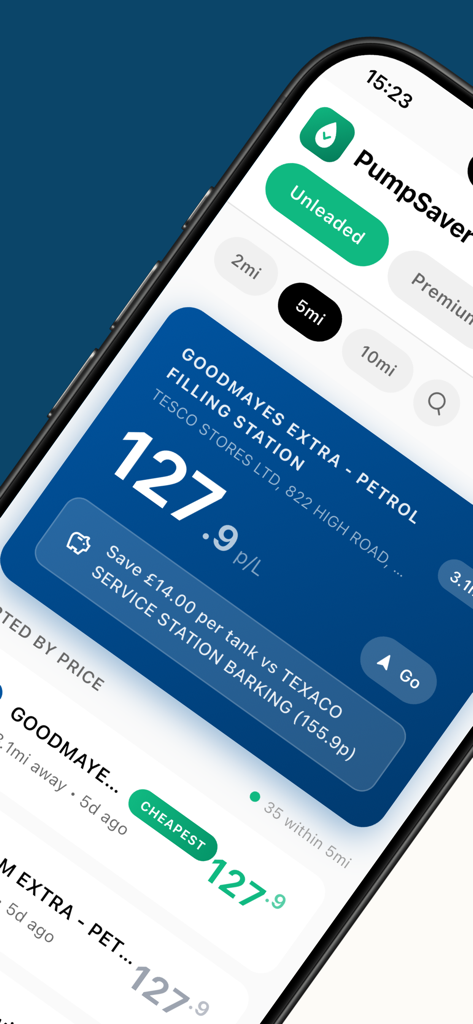 PumpSaver: Live UK Fuel Prices - PumpSaver App-Oberfläche, die den günstigsten Benzinpreis und mögliche Einsparungen pro Tankfüllung in Großbritannien zeigt