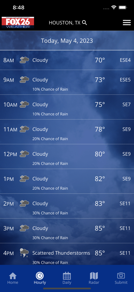 Fox 26 Houston Weather – Radar - Pronóstico del tiempo por hora para Houston en la aplicación Fox 26 Weather mostrando nubosidad y tormentas dispersas