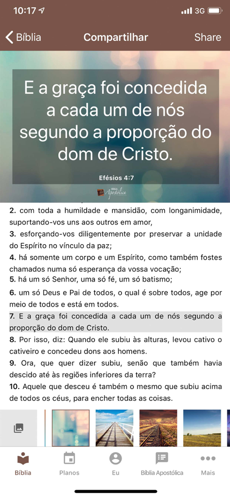 Bíblia Apostólica app screen showing a feature to create and share stylized bible verse images for social media