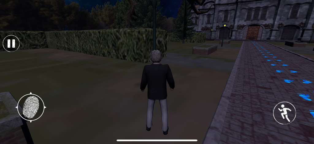 Scary horror survival games - Una vista en tercera persona de un personaje caminando hacia una mansión embrujada siguiendo huellas azules en un juego de supervivencia de terror.