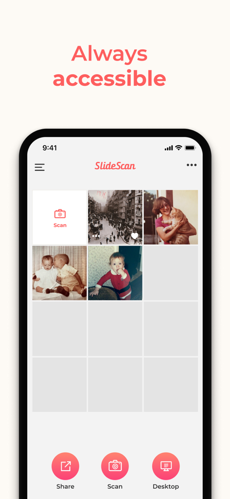 Interface de l'application SlideScan montrant une galerie de vieilles photos de famille numérisées.