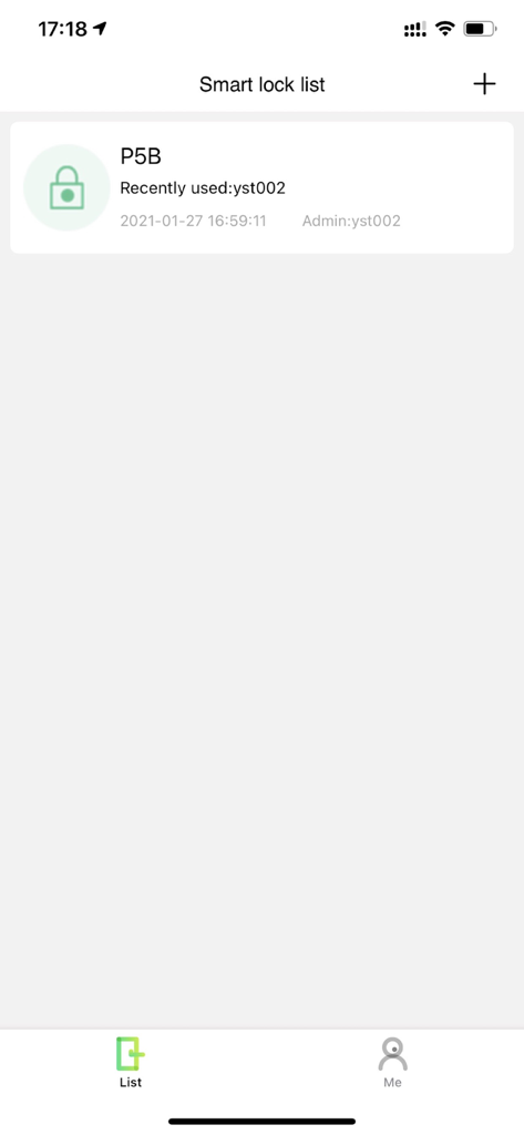 eSmartLock - Interfaz de eSmartLock mostrando una lista de cerraduras inteligentes conectadas en un iPhone