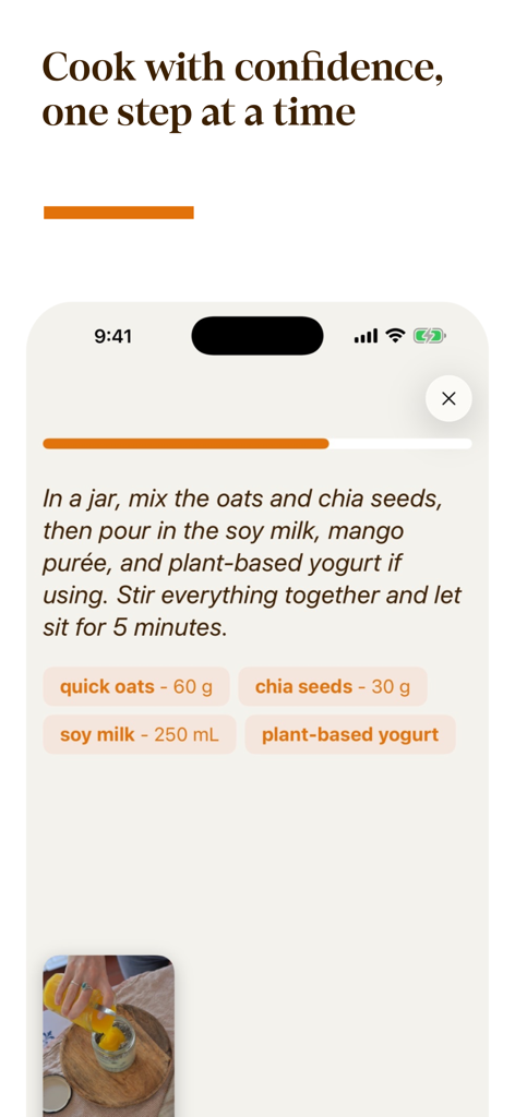 Eline's Table: Vegan Recipes - A step-by-step vegan recipe instruction in Eline's Table app for making oats with chia seeds and mango puree