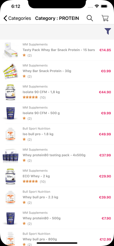 A product list of protein powders and snack bars on the MASmusculo app.
