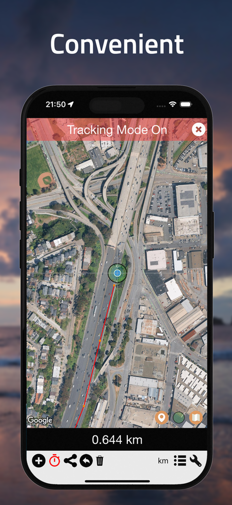 DistanceCalculator - Map tool - Écran d'iPhone montrant l'application DistanceCalculator avec le mode de suivi actif sur une carte satellite