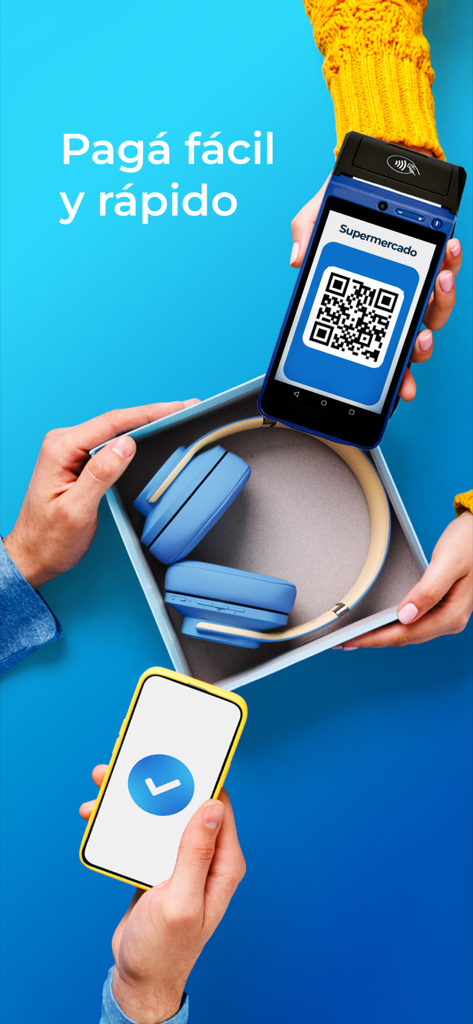 Billetera Mango - A person using Billetera Mango to make a fast and easy payment via QR code for a purchase