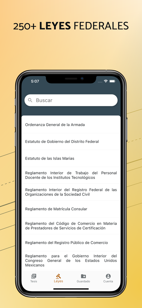 Pantalla de smartphone que muestra una lista de leyes federales mexicanas en la aplicación legal IUS