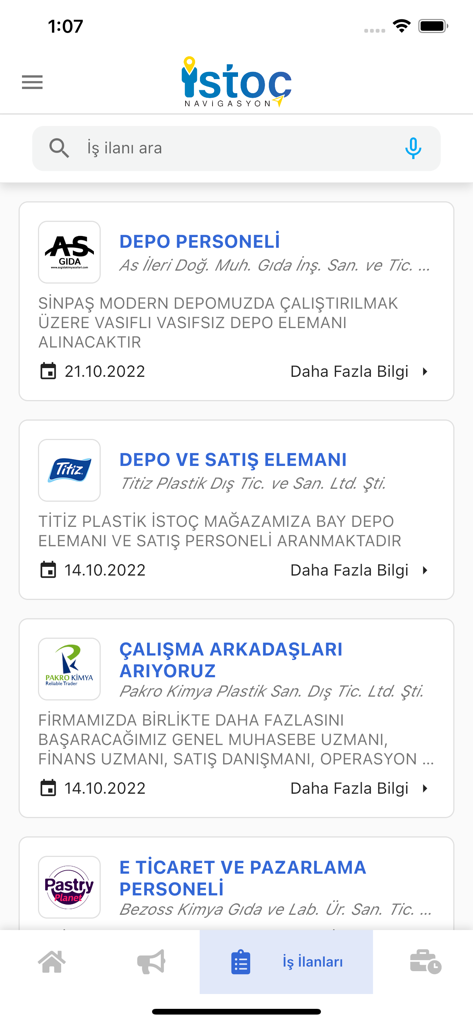 ISTOC Navi app screen displaying job postings for warehouse and sales positions in the wholesale trade center