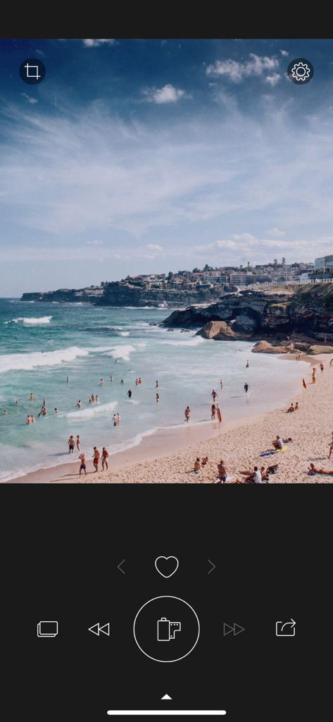 A beach photo with vintage film colors in the RNI Colibri app