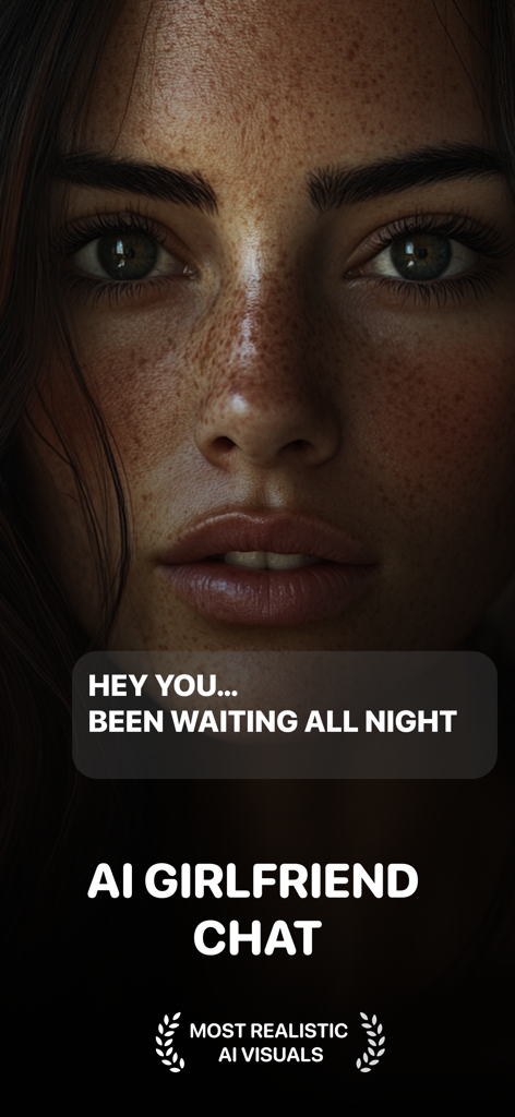 AI Chat: Virtual Girlfriend - Primer plano de una novia IA realista con pecas, mostrando el texto IA Girlfriend Chat.