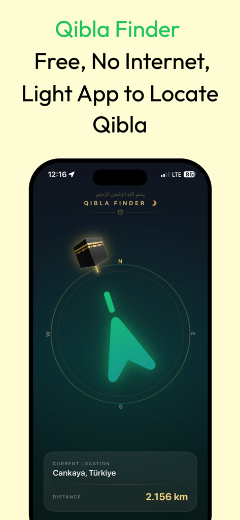 Una captura de pantalla de una aplicación móvil que muestra una brújula de Qibla apuntando hacia la Kaaba con detalles de ubicación.