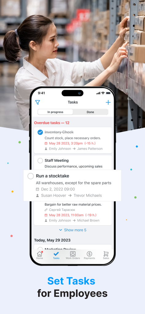 RO.app - A warehouse worker checking stock behind a mobile phone screen displaying the RO.app task management interface with overdue employee tasks.
