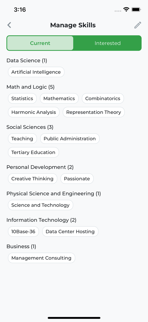 Talented - Une capture d'écran de l'application Talented montrant les compétences professionnelles catégorisées par secteur pour l'évaluation des compétences de carrière.