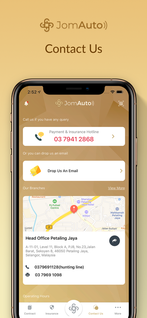 JomAuto - Pantalla de Contacto de la aplicación JomAuto que muestra números de teléfono de atención, contacto por correo electrónico y la ubicación de la oficina central en un mapa en Petaling Jaya.