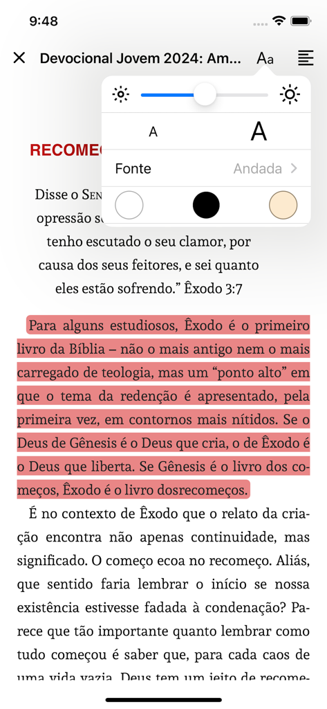 CPB Books - Interface de leitura do aplicativo CPB Livros mostrando texto devocional destacado e um menu de configurações aberto para ajustes de brilho e fonte.