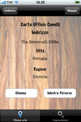 Schermata dei dettagli del negozio nell'app Sali e Tabacchi che mostra l'indirizzo di un negozio a Perugia, Italia
