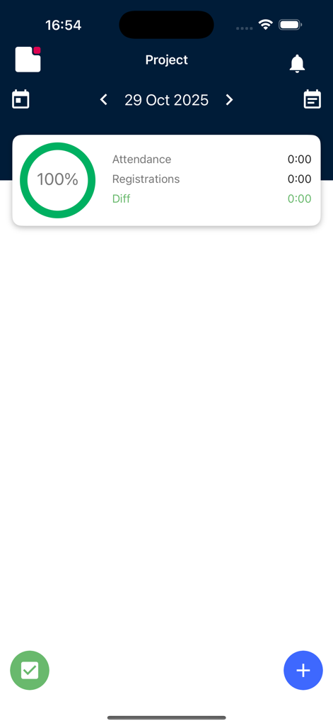 ProMarkモバイルアプリのインターフェースに表示されたプロジェクトの勤怠と登録の概要。