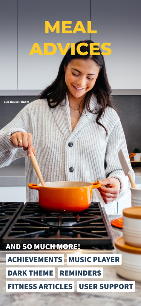 MoveBody – All-in-One Fitness - Una mujer sonriente cocinando en una cocina con superposiciones de texto para consejos de comida y características de la aplicación de fitness