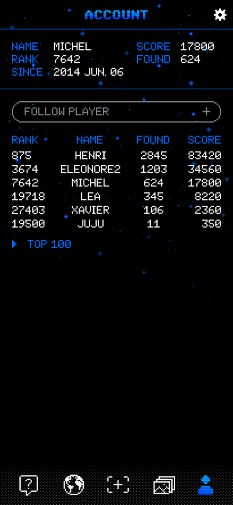 FlashInvaders - Écran de compte de l'application FlashInvaders affichant les statistiques du joueur comme le score et le classement aux côtés d'un classement des joueurs suivis dans un style rétro 8-bit.
