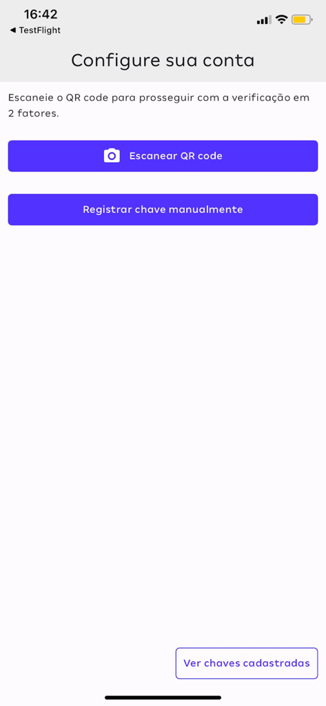 Amil Autenticador - Account setup screen for Amil Autenticador app with options to scan a QR code or enter a key manually for MFA.