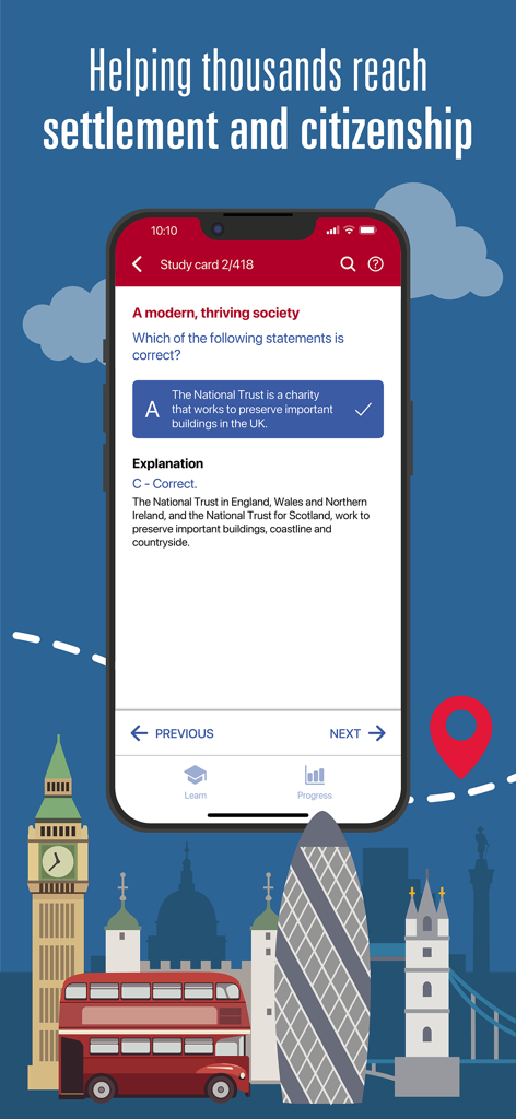 Screenshot dell'app ufficiale del Test Life in the UK che mostra una scheda di studio con una domanda sul National Trust e i monumenti di Londra sullo sfondo