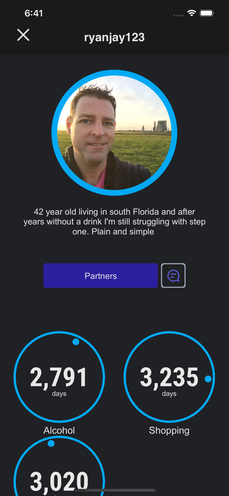 Nomo -  Sobriety Clocks - User profile in Nomo app displaying sobriety clocks for alcohol and shopping trackers