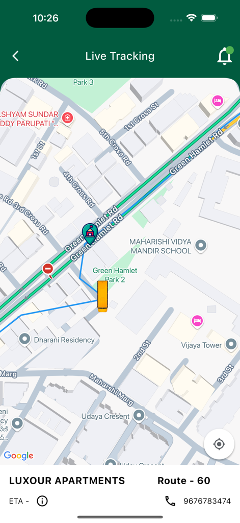 iCue Parent - Interfaz de la aplicación iCue Parent que muestra el seguimiento en vivo del autobús escolar en un mapa con detalles de la ruta y ETA