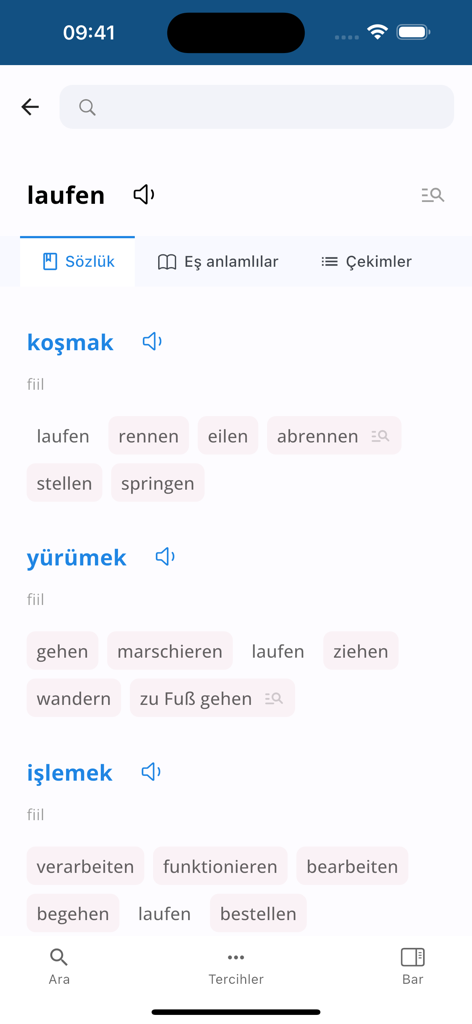 German Turkish Dictionary DeTr - Interface do aplicativo Dicionário Alemão Turco mostrando várias traduções e sinônimos em turco para a palavra alemã 'laufen'