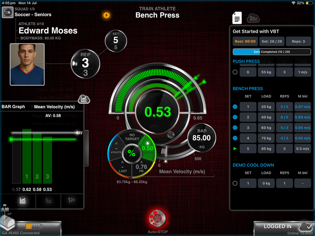 GymAware V2 - Interface de l'application iPad GymAware V2 montrant des métriques d'entraînement basées sur la vitesse en temps réel pour une séance de développé couché