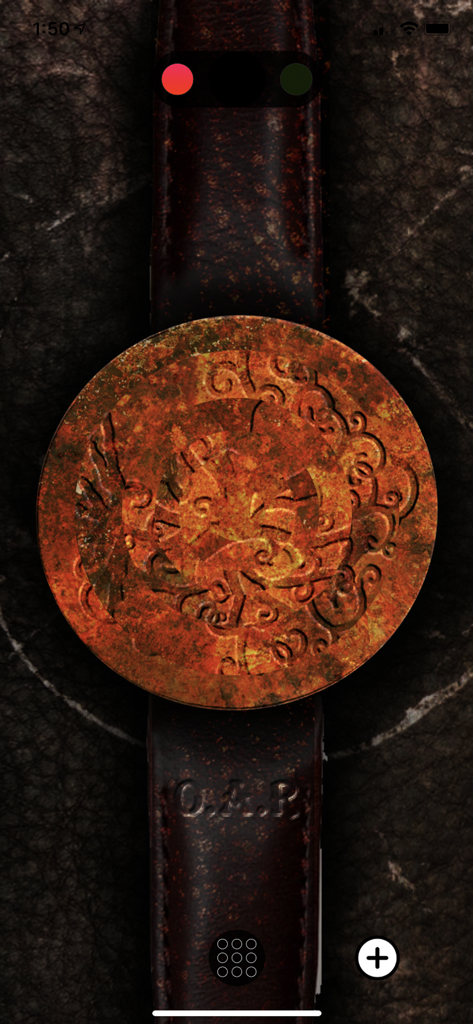 Un medallón oxidado misterioso en una correa de cuero en The Company Game