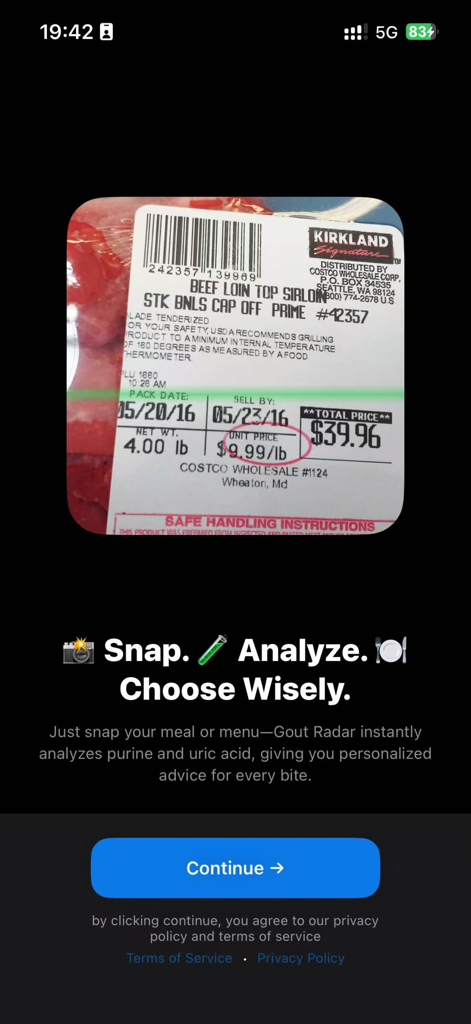 Mobile app interface of Gout Radar scanning a meat label to analyze purine content and uric acid risk.