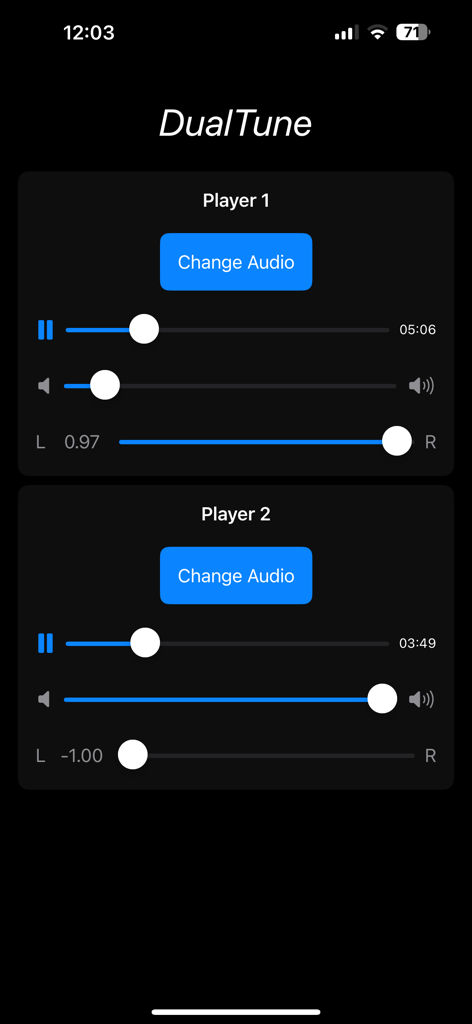 DualTune - Dual Audio Player - DualTune 앱 인터페이스로, 별도의 볼륨 및 팬 컨트롤이 있는 두 개의 동시 오디오 플레이어가 표시됩니다.