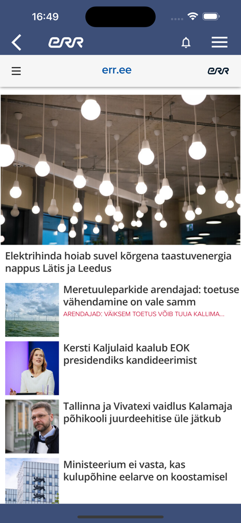 Interfaccia mobile dell'app notizie ERR che mostra titoli e articoli estoni