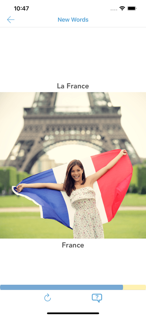 Bildschirm einer Französisch-Lern-App, der das Wort Frankreich mit einem Bild des Eiffelturms anzeigt