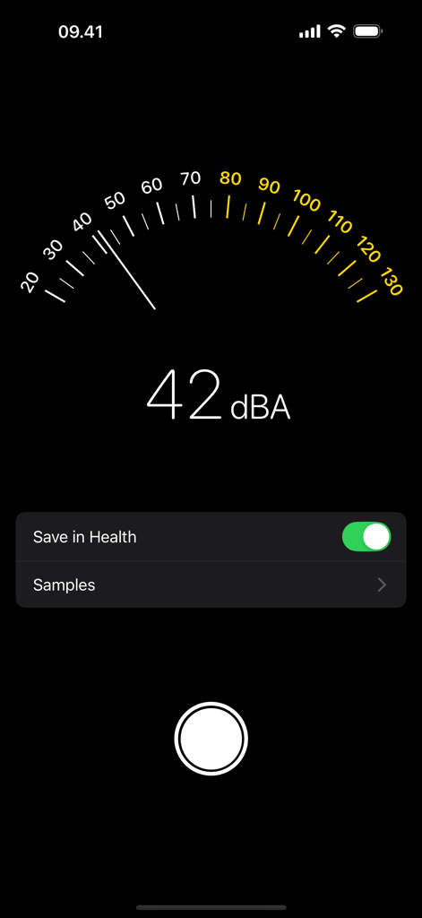 What Noise - Interfaz del medidor de sonido de la aplicación ¿Qué Ruido que muestra una lectura en tiempo real de 42 dBA con un interruptor para la sincronización con Salud de Apple