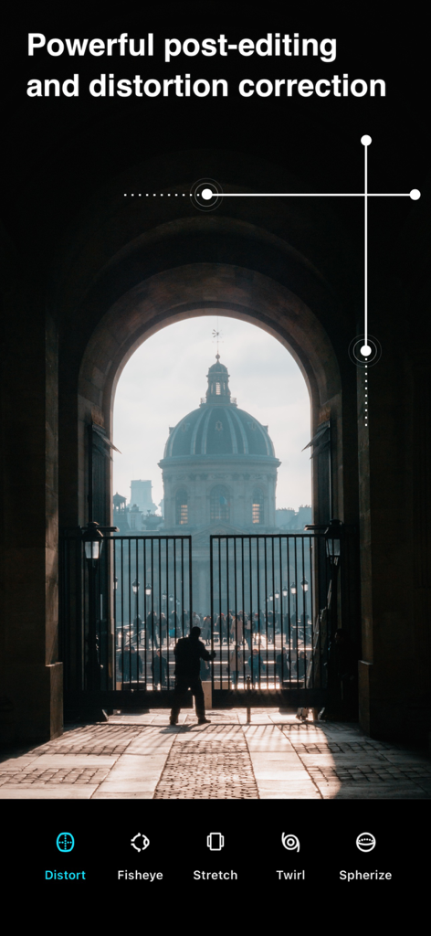 건축 이미지에 대한 왜곡 및 원근 보정 도구를 보여주는 Fine Photo Editor의 모바일 인터페이스