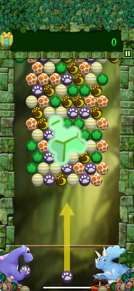 Gameplay of Egg Shoot Dino bubble shooter with colorful eggs and dinosaur characters in a jungle setting