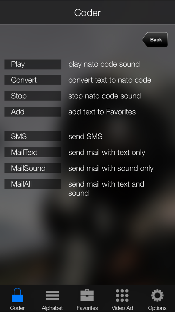 NATOフォネティックアルファベットコーダーのインターフェース。変換と共有オプションが表示されます。